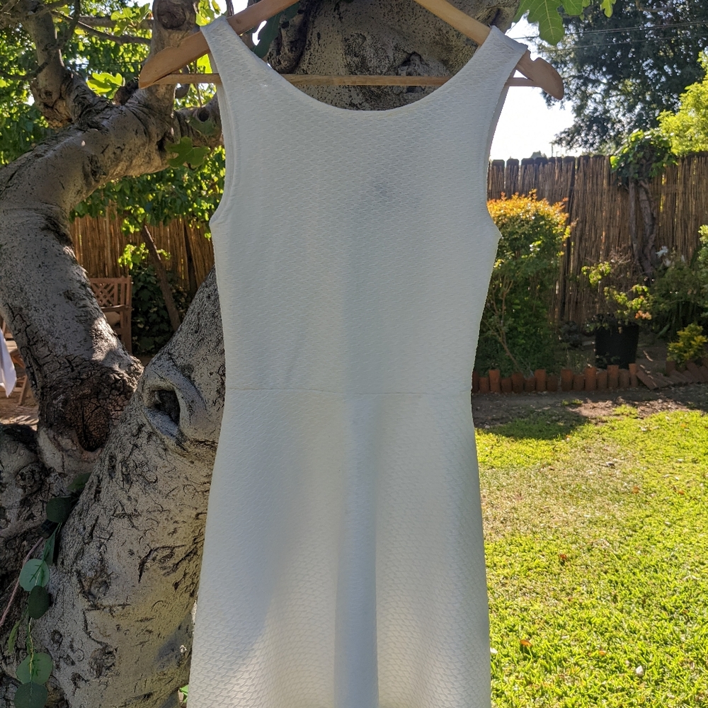 Off-white Summer Dress in Size 6